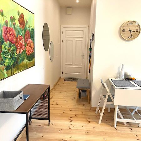 Cozy Home Matisa Apartment, Free Parking, Self Check-In Riga Exterior photo